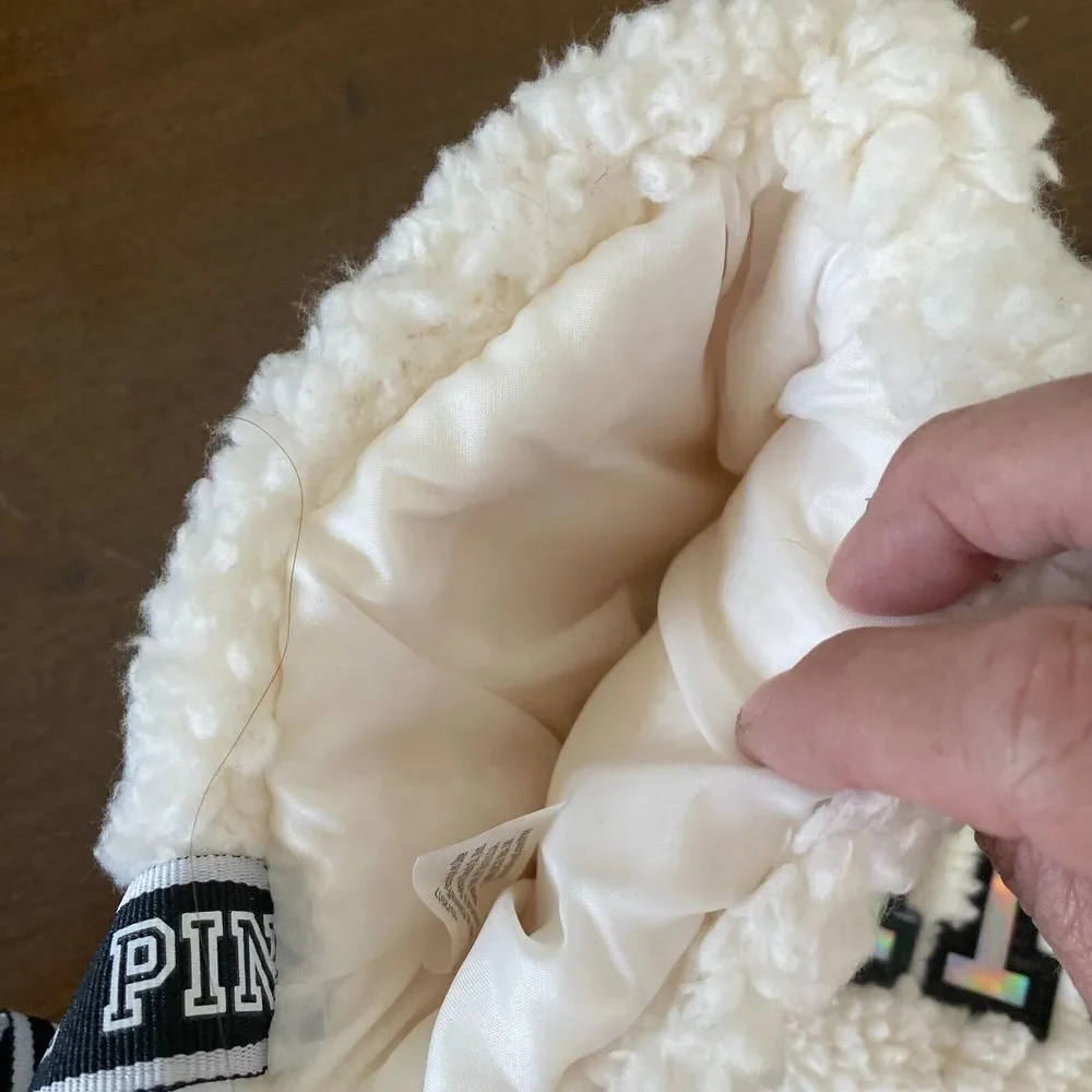 Victoria's Secret PINK Logo Faux Fur Sherpa Ivory Christmas Holiday Stocking - Picture 6 of 10